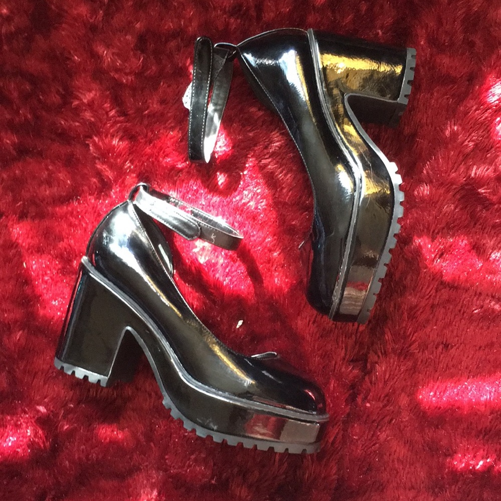 Sexy school girl heels 👠 💣